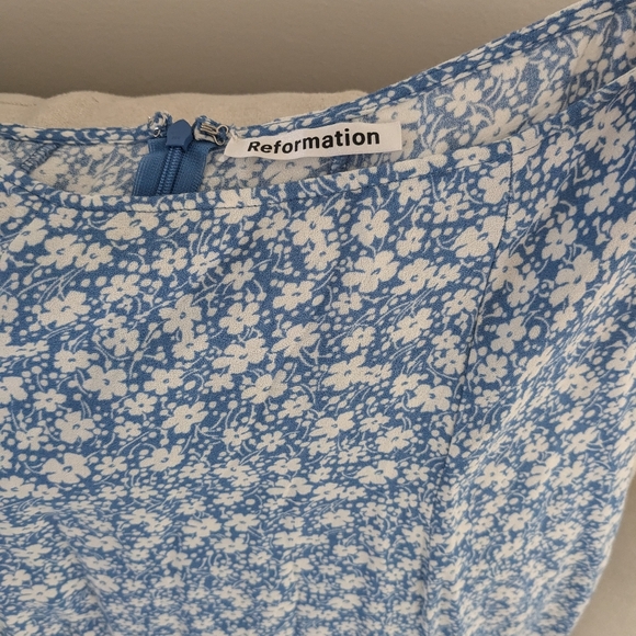 Reformation Zoe Skirt in Azzurro Light Blue White Floral Midi Slit High Rise - Picture 13 of 16